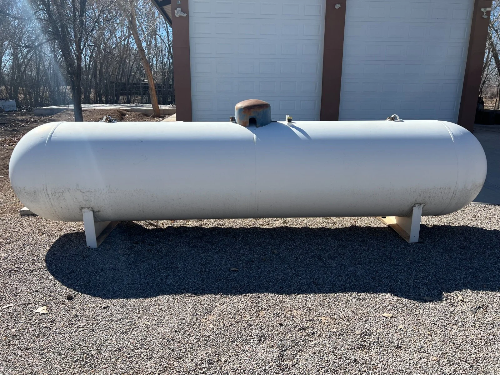 1,000-Gallon Propane Tank
