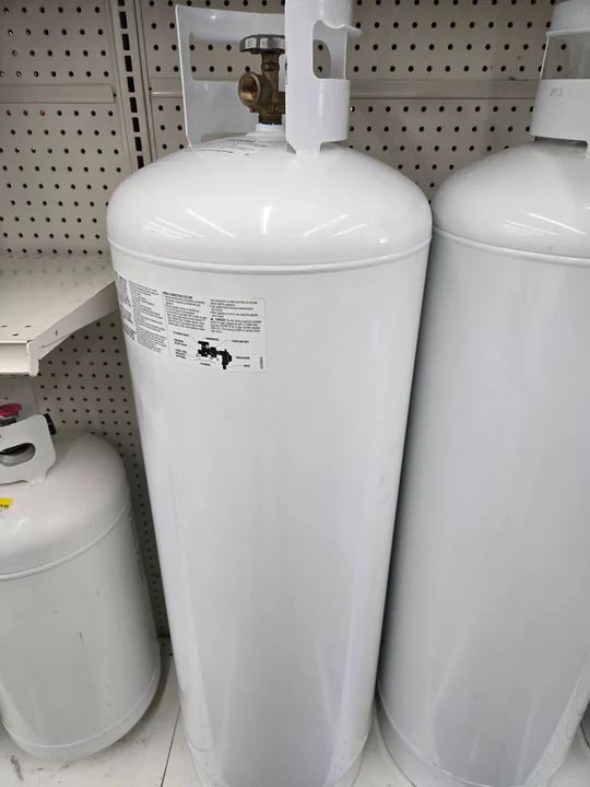 100 Gallon Propane Tank